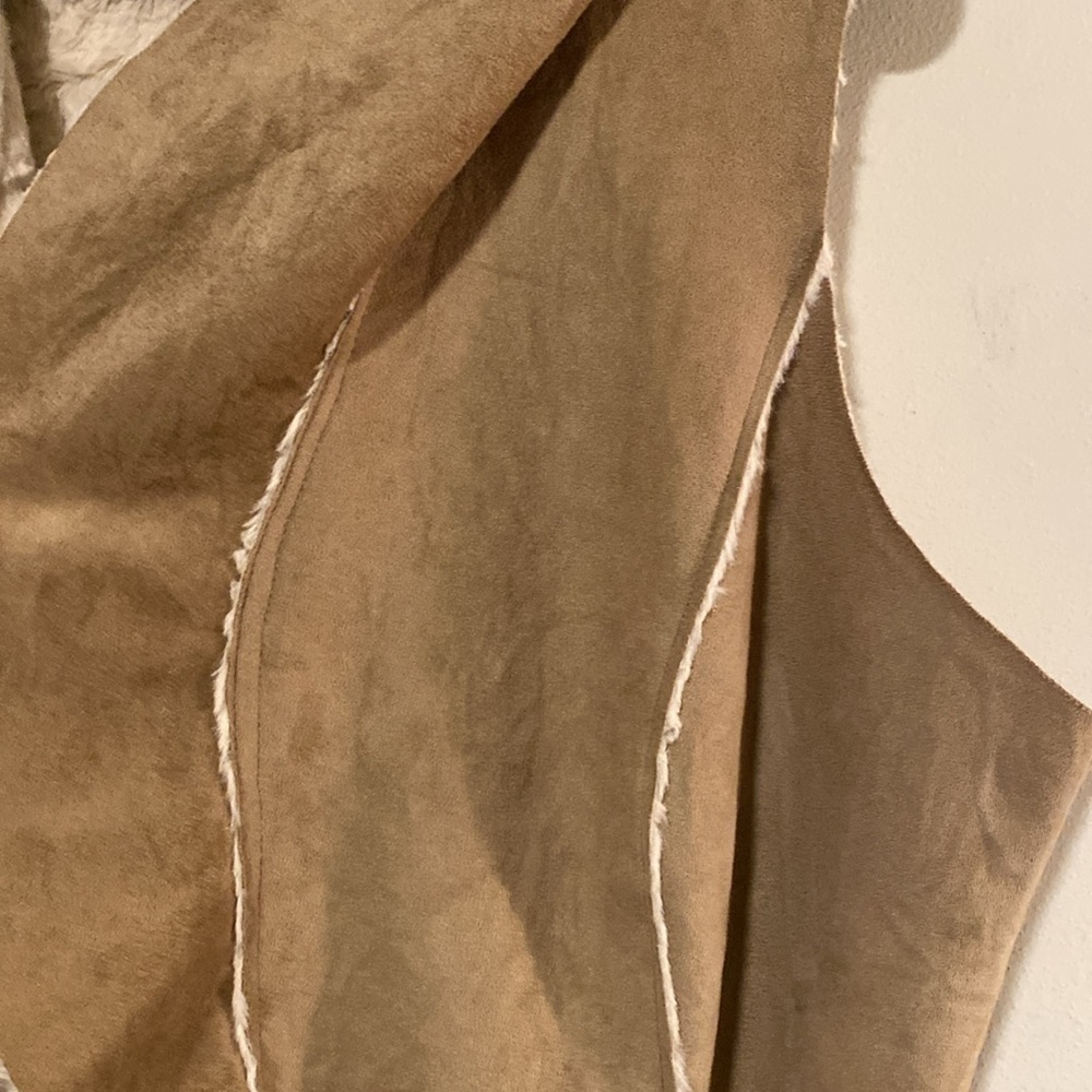 JOUJOU  S/M Tan Faux Shearling Suede-like Asymmetrical rare Vest - Picture 6 of 10